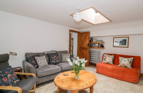 Swineford Cottage | Cabin ∙ 1 bedroom ∙ 2 guests