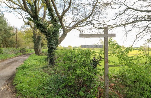 Rugeley Cottage | Cabin ∙ 1 bedroom ∙ 2 guests