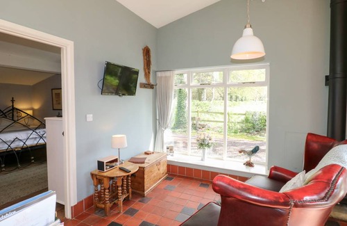 Rugeley Cottage | Cabin ∙ 1 bedroom ∙ 2 guests