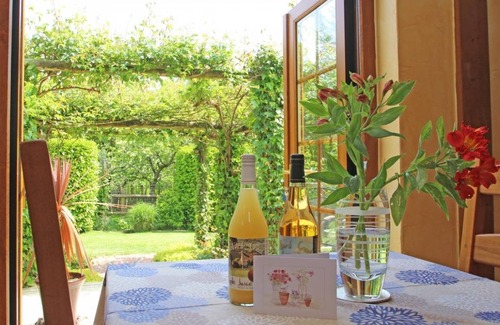 Mabe Cottage | Cabin ∙ 1 bedroom ∙ 2 guests