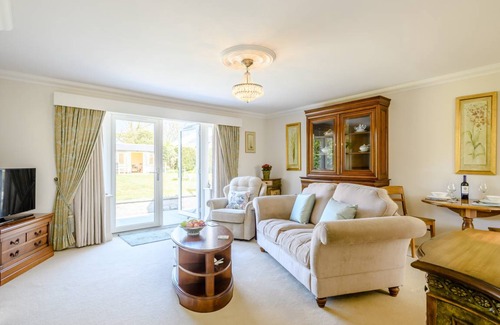 Great Yarmouth Cottage | Cabin ∙ 1 bedroom ∙ 2 guests