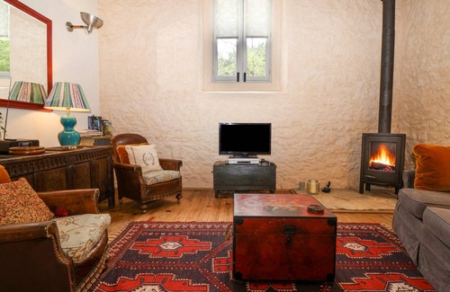 West Compton Cottage | Cabin ∙ 1 bedroom ∙ 2 guests