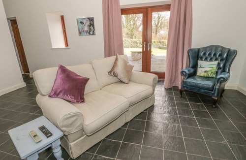 Penmon Cottage | Cabin ∙ 1 bedroom ∙ 2 guests