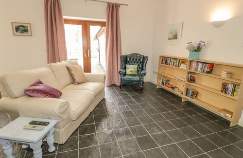 Penmon Cottage | Cabin ∙ 1 bedroom ∙ 2 guests
