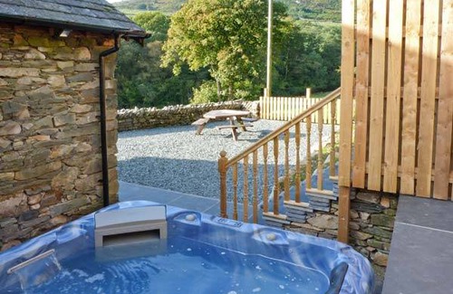 Broughton Mills Cottage | Cabin ∙ 1 bedroom ∙ 2 guests