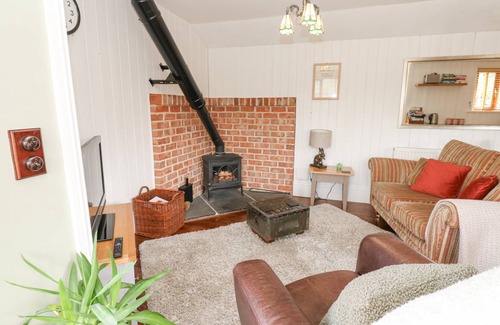 Castleton Cottage | Cabin ∙ 1 bedroom ∙ 2 guests