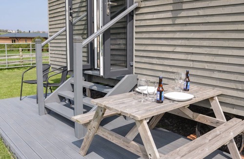 Rhyd-y-foel Cottage | Cabin ∙ 1 bedroom ∙ 3 guests