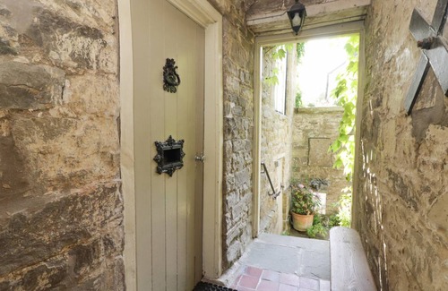 Kington Cottage | Cabin ∙ 1 bedroom ∙ 4 guests