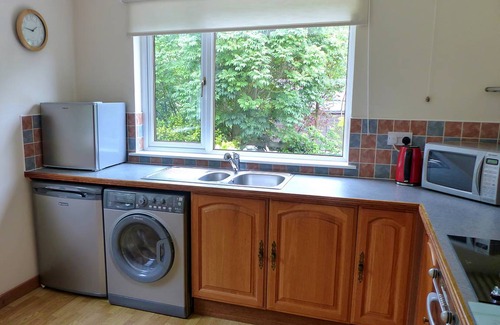 Aberfoyle Cottage | Cabin ∙ 1 bedroom ∙ 4 guests