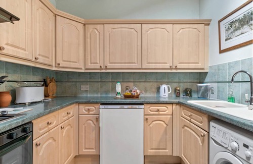 Wiseman's Bridge Cottage | Cabin ∙ 1 bedroom ∙ 4 guests