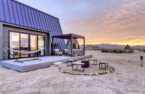 Study Butte-Terlingua Cabin | Cabin ∙ 1 bedroom ∙ 4 guests