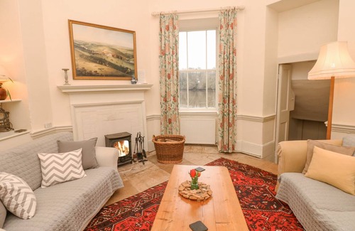Totnes Cottage | Cabin ∙ 1 bedroom ∙ 3 guests