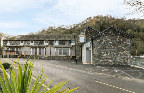 Ambleside Cottage | Cabin ∙ 1 bedroom ∙ 2 guests