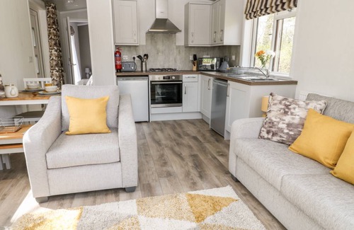 Black Torrington Cottage | Cabin ∙ 1 bedroom ∙ 2 guests