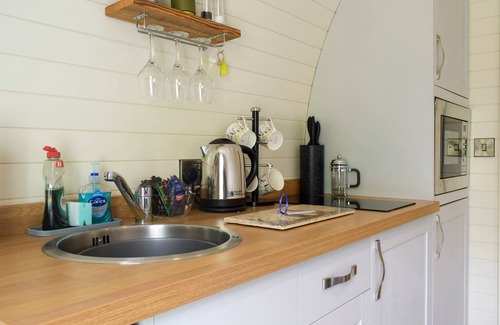 Llanfyllin Cottage | Cabin ∙ 1 bedroom ∙ 2 guests