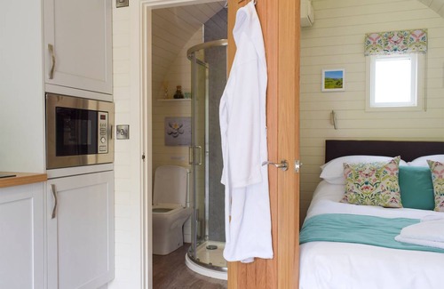 Llanfyllin Cottage | Cabin ∙ 1 bedroom ∙ 2 guests