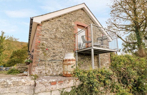 Llanybydder Cottage | Cabin ∙ 1 bedroom ∙ 2 guests