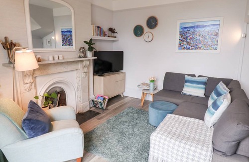 Lyme Regis Cottage | Cabin ∙ 1 bedroom ∙ 4 guests