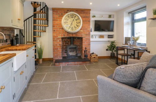 Penmaenpool Cottage | Cabin ∙ 1 bedroom ∙ 2 guests