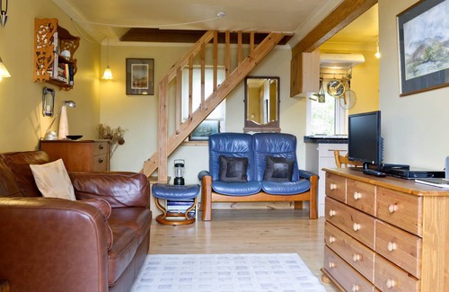 Port Appin Cottage | Cabin ∙ 1 bedroom ∙ 2 guests