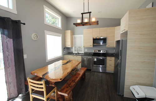 Blind Bay Cabin | Cabin 1 named Bayview at Blind Bay Hideaway on the beautiful Shuswap Lake