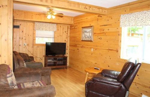 Deer River House | Cabin 12