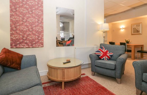 Grange-over-Sands Cottage | Cabin ∙ 2 bedrooms ∙ 5 guests