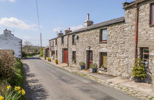 Carnforth Cottage | Cabin ∙ 2 bedrooms ∙ 4 guests