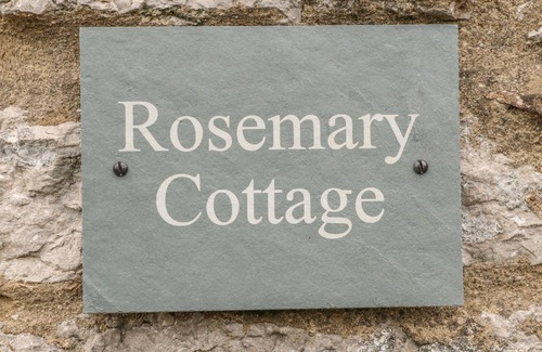 Carnforth Cottage | Cabin ∙ 2 bedrooms ∙ 4 guests
