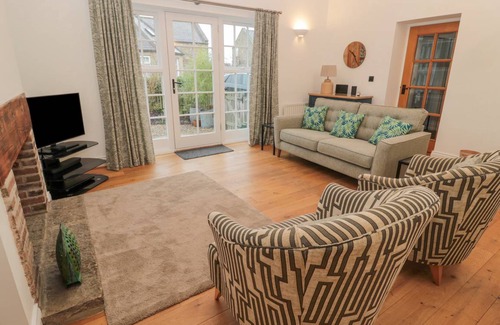 North Sunderland Cottage | Cabin ∙ 2 bedrooms ∙ 4 guests