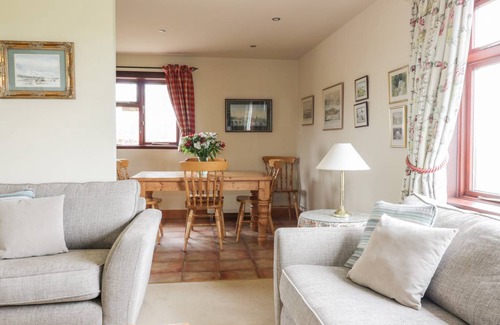 Duns Cottage | Cabin ∙ 2 bedrooms ∙ 4 guests