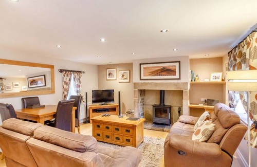 Stoney Middleton Cottage | Cabin ∙ 2 bedrooms ∙ 4 guests