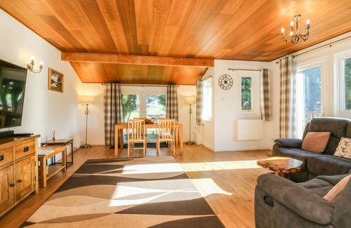 Woolfardisworthy Cottage | Cabin ∙ 2 bedrooms ∙ 4 guests