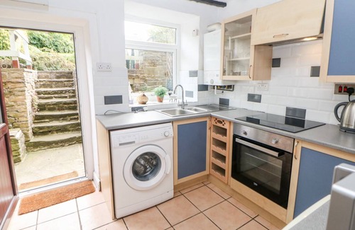 Little Hayfield Cottage | Cabin ∙ 2 bedrooms ∙ 4 guests