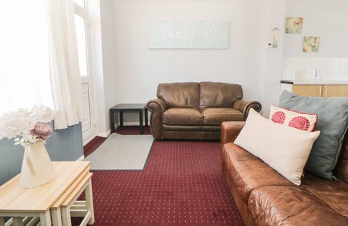 Dawlish Warren Cottage | Cabin ∙ 2 bedrooms ∙ 6 guests