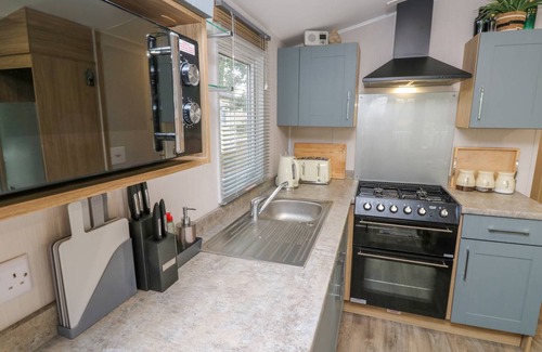 Cowes Cottage | Cabin ∙ 2 bedrooms ∙ 4 guests