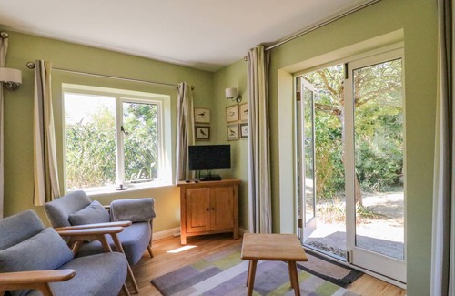 West Bexington Cottage | Cabin ∙ 2 bedrooms ∙ 4 guests