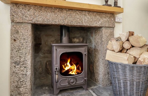 Banchory Cottage | Cabin ∙ 2 bedrooms ∙ 4 guests