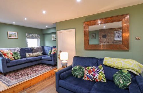 Hinderwell Cottage | Cabin ∙ 2 bedrooms ∙ 4 guests