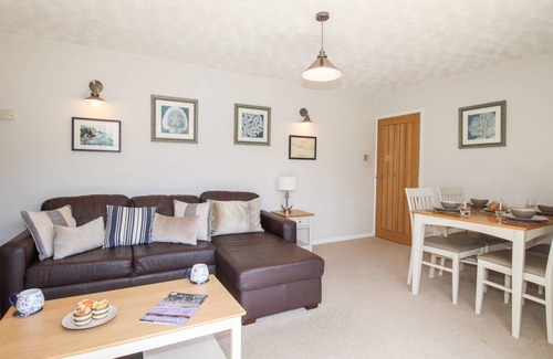 West Lulworth Cottage | Cabin ∙ 2 bedrooms ∙ 3 guests