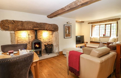 Castle Combe Cottage | Cabin ∙ 2 bedrooms ∙ 4 guests