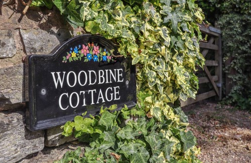 Pitchcombe Cottage | Cabin ∙ 2 bedrooms ∙ 4 guests