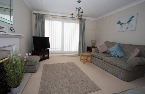 Corfe Mullen Cottage | Cabin ∙ 2 bedrooms ∙ 4 guests