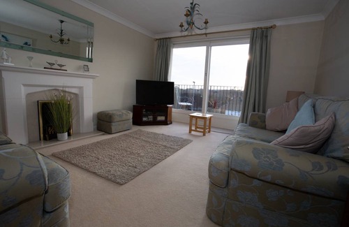 Corfe Mullen Cottage | Cabin ∙ 2 bedrooms ∙ 4 guests