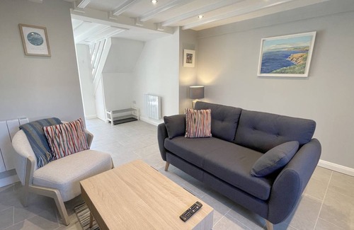 Perranuthnoe Cottage | Cabin ∙ 2 bedrooms ∙ 3 guests