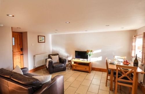 Scarborough Cottage | Cabin ∙ 2 bedrooms ∙ 3 guests
