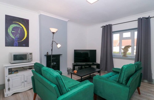 West Pennard Cottage | Cabin ∙ 2 bedrooms ∙ 4 guests