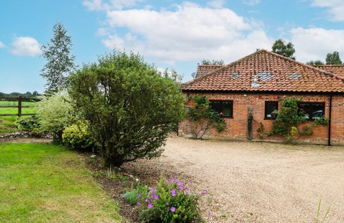 Diss Cottage | Cabin ∙ 2 bedrooms ∙ 4 guests