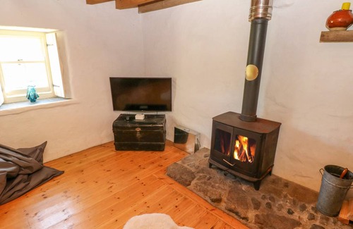 Newport Cottage | Cabin ∙ 2 bedrooms ∙ 6 guests