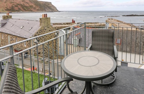 Gardenstown Cottage | Cabin ∙ 2 bedrooms ∙ 4 guests